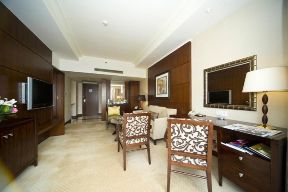 Hotel Fortuna Foshan Bagian luar foto